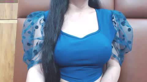 Snapshot of naughty_love489696 chatting on December 22, 5:43 pm riya online show from December 22, 5:43 pm
