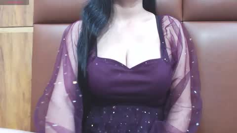 Snapshot of naughty_love489696 chatting on January 6, 6:11 pm riya online show from January 6, 6:11 pm