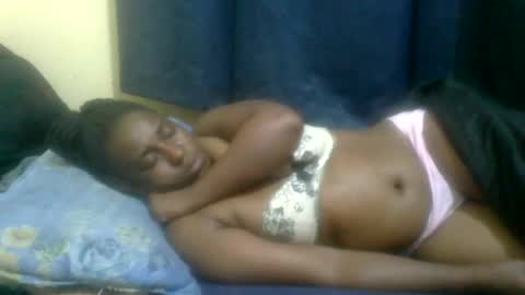 Snapshot of naughty_slender2 chatting on June 14, 12:08 am jn online show from June 14, 12:08 am