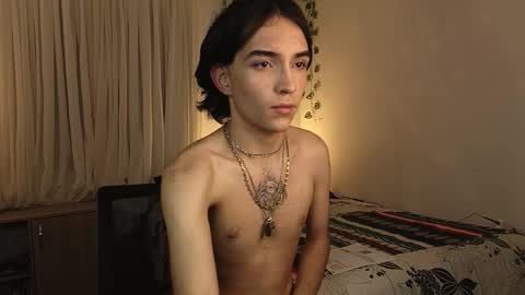 naughty_thompson1 online show from February 18, 3:46 am