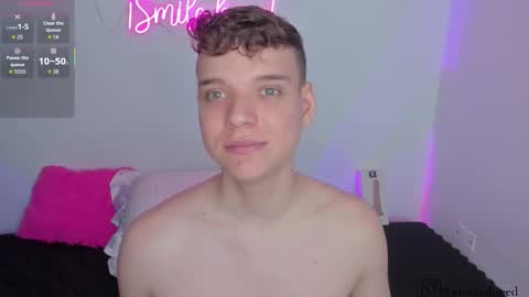 Snapshot of naughty_twink_ chatting on March 8, 4:33 pm Noah online show from March 8, 4:33 pm