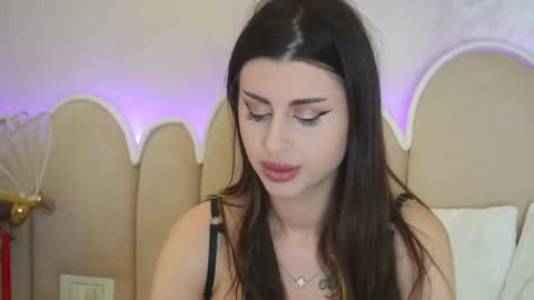 Snapshot of naughtyalicee chatting on June 9, 6:47 am naughtyalicee online show from June 9, 6:47 am