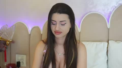 Snapshot of naughtyalicee chatting on June 27, 6:51 am naughtyalicee online show from June 27, 6:51 am