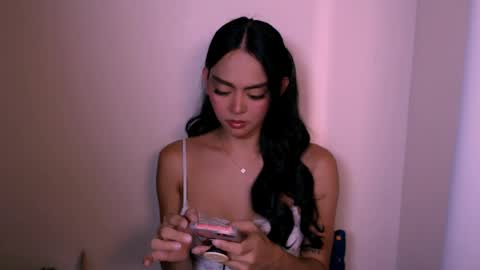 Snapshot of naughtyaurora69 chatting on April 17, 8:17 am NaughtyAurora online show from April 17, 8:17 am