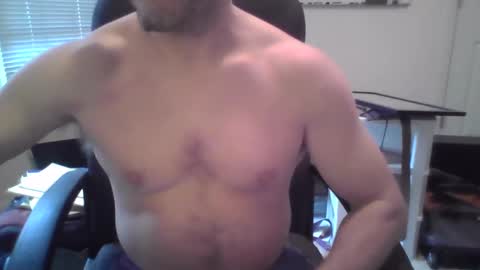 Snapshot of naughtybutnice6_9 chatting on November 12, 12:16 pm naughtybutnice6_9 online show from November 12, 12:16 pm