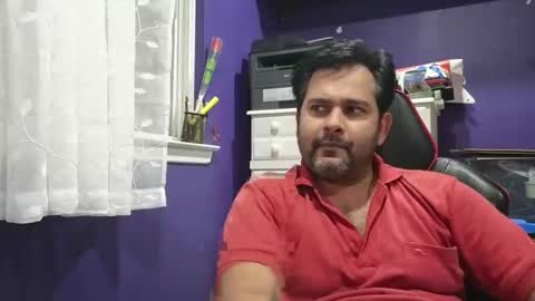 Snapshot of naughtydesicock chatting on December 8, 5:18 am sakhtlaundaz online show from December 8, 5:18 am