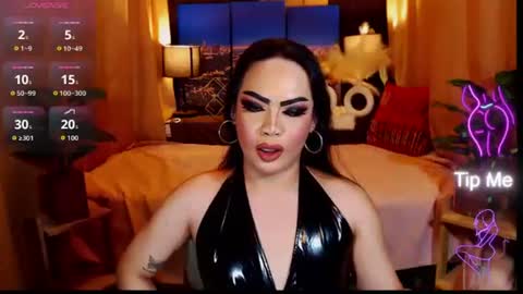 Snapshot of naughtyfridah chatting on June 28, 4:57 pm naughtyfridah online show from June 28, 4:57 pm
