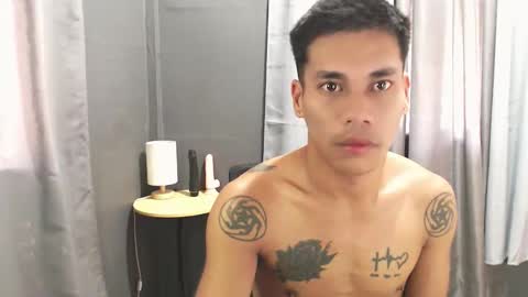 naughtyfuck_boy online show from April 21, 1:53 am