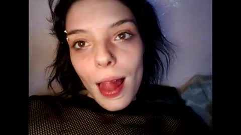 Snapshot of naughtygirl_kel chatting on January 9, 6:27 am naughtygirl_kel online show from January 9, 6:27 am