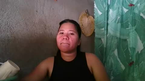naughtyhotladyxx online show from April 13, 1:33 am