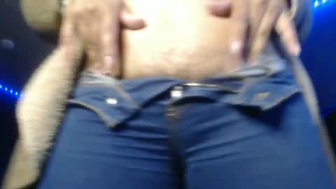 Snapshot of naughtyhotsquirt chatting on June 18, 10:30 am Kimberly online show from June 18, 10:30 am