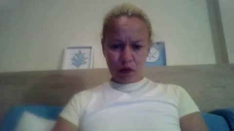 Snapshot of naughtyjennyblondeuk chatting on April 30, 8:57 pm naughtyjennyblondeuk online show from April 30, 8:57 pm