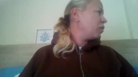 Snapshot of naughtyjennyblondeuk chatting on May 1, 5:50 pm naughtyjennyblondeuk online show from May 1, 5:50 pm