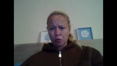 Snapshot of naughtyjennyblondeuk chatting on May 12, 4:04 pm naughtyjennyblondeuk online show from May 12, 4:04 pm
