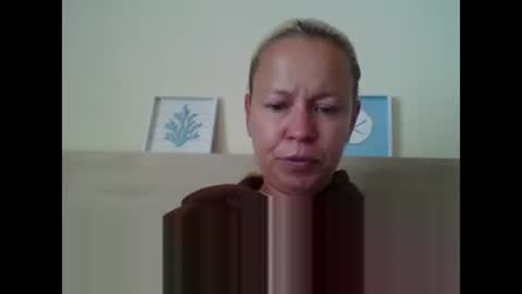 Snapshot of naughtyjennyblondeuk chatting on May 17, 5:31 pm naughtyjennyblondeuk online show from May 17, 5:31 pm