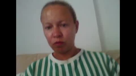 Snapshot of naughtyjennyblondeuk chatting on June 3, 5:07 pm naughtyjennyblondeuk online show from June 3, 5:07 pm