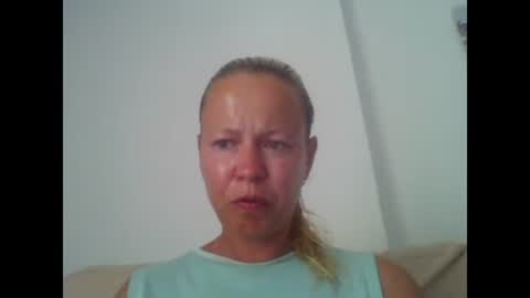 Snapshot of naughtyjennyblondeuk chatting on June 4, 4:46 pm naughtyjennyblondeuk online show from June 4, 4:46 pm