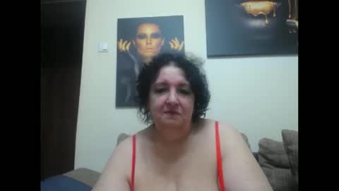 Snapshot of naughtykorin chatting on October 25, 6:35 pm korin online show from October 25, 6:35 pm