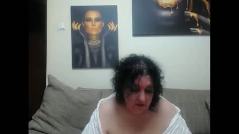 Snapshot of naughtykorin chatting on May 13, 8:38 pm korin online show from May 13, 8:38 pm
