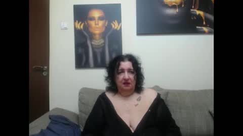 Snapshot of naughtykorin chatting on June 3, 9:53 pm korin online show from June 3, 9:53 pm
