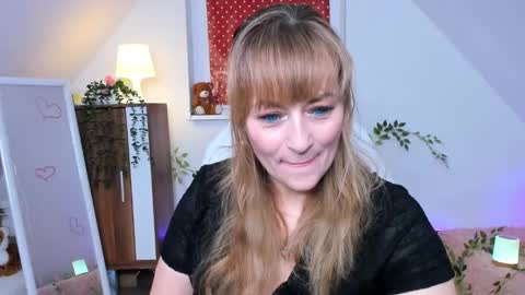 Milana - on air every day except Wednesday from 9 pm to 4 am European time online show from November 27, 9:50 pm