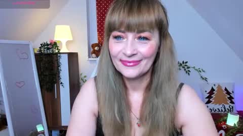 Milana - on air every day except Wednesday from 9 pm to 4 am European time online show from January 9, 9:16 pm