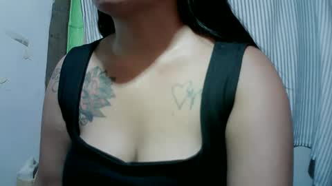 naughtymom_33 online show from February 17, 6:47 pm