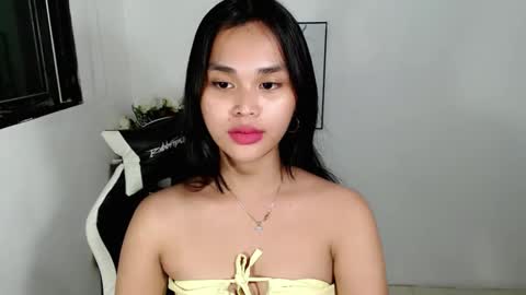 ELISE online show from April 30, 9:19 pm