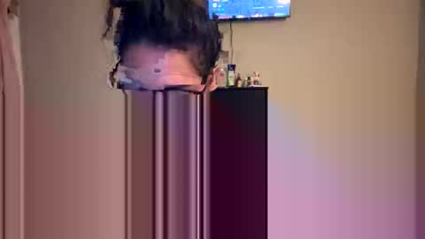 naughtynadia52 online show from December 16, 2:49 am