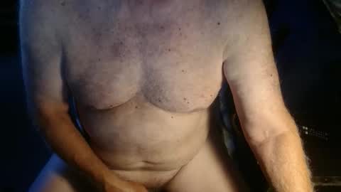 naughtynudist3 online show from June 10, 8:08 pm