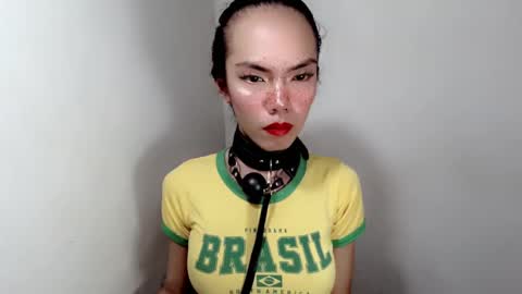 Snapshot of naughtypetiteangel chatting on November 13, 7:40 am naughtypetiteangel online show from November 13, 7:40 am