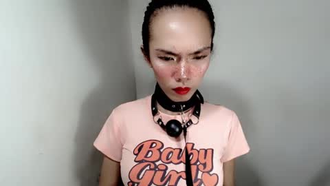 Snapshot of naughtypetiteangel chatting on November 20, 11:48 pm naughtypetiteangel online show from November 20, 11:48 pm