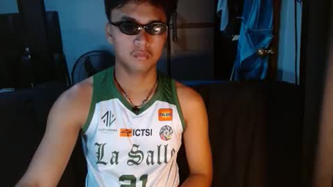 naughtyprince_jace online show from May 3, 8:31 am