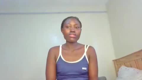 naughtyqueen12 online show from December 19, 9:16 am