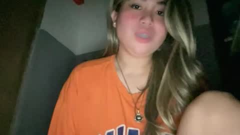 Snapshot of naughtyrosecum chatting on May 11, 3:07 pm Rose Wilson online show from May 11, 3:07 pm