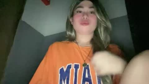 Snapshot of naughtyrosecum chatting on May 24, 4:45 pm Rose Wilson online show from May 24, 4:45 pm