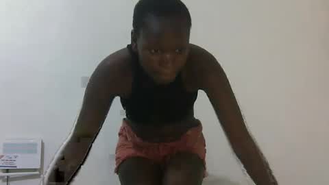 Snapshot of naughtysilvy878815 chatting on March 26, 11:05 am naughtysilvy878815 online show from March 26, 11:05 am