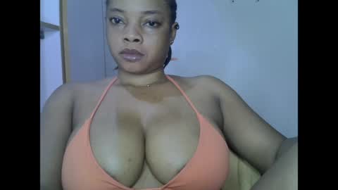 Snapshot of naughtyxcuntx chatting on April 23, 7:52 am naughtyxcuntx online show from April 23, 7:52 am
