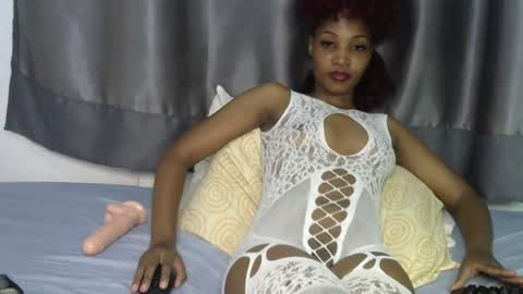 Snapshot of naughtyy4u chatting on July 20, 9:34 am naughtyy4u online show from July 20, 9:34 am