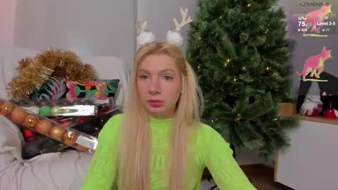 Nautica online show from December 15, 1:48 pm