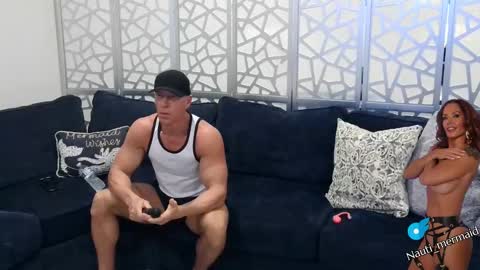 Snapshot of nautimermaid chatting on December 19, 1:23 am nautimermaid online show from December 19, 1:23 am