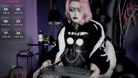 Navier  online show from February 25, 9:57 pm