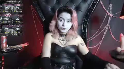 Snapshot of navier__ chatting on June 24, 4:22 am Navier online show from June 24, 4:22 am