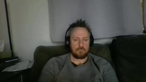 nawtydom1977 online show from December 25, 2:35 am