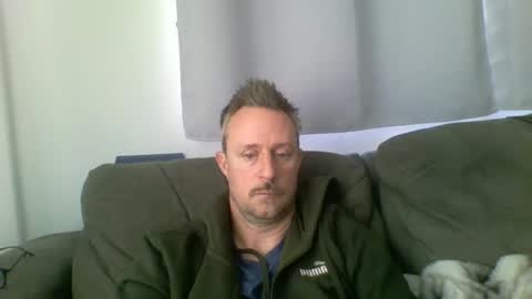 nawtydom1977 online show from November 19, 6:08 pm