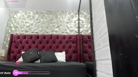 nayara_macherano online show from November 14, 9:19 am