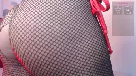 Snapshot of nayla_brown8 chatting on December 5, 1:20 pm nayla_brown8 online show from December 5, 1:20 pm