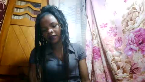 Nayla online show from June 21, 5:59 pm