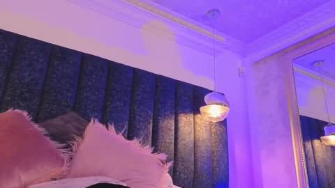 Juli  online show from February 22, 11:46 am