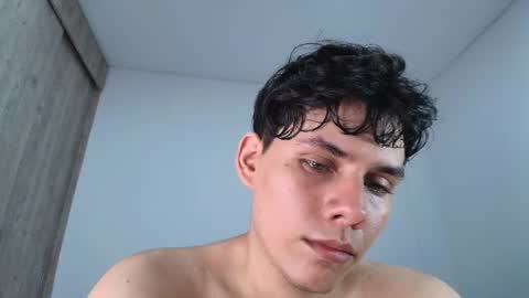 Snapshot of nayton_and_lex chatting on June 25, 11:31 pm Naytoon online show from June 25, 11:31 pm